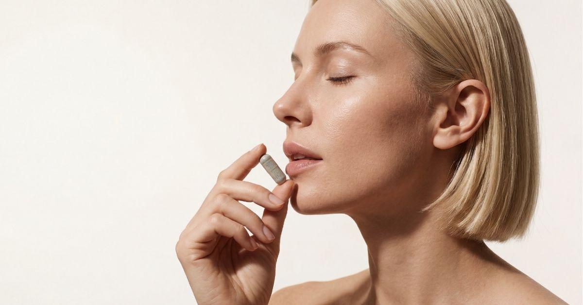 Carence en fer chez la femme : symptômes du manque de fer (fatigue, chute de cheveux) et solutions naturelles